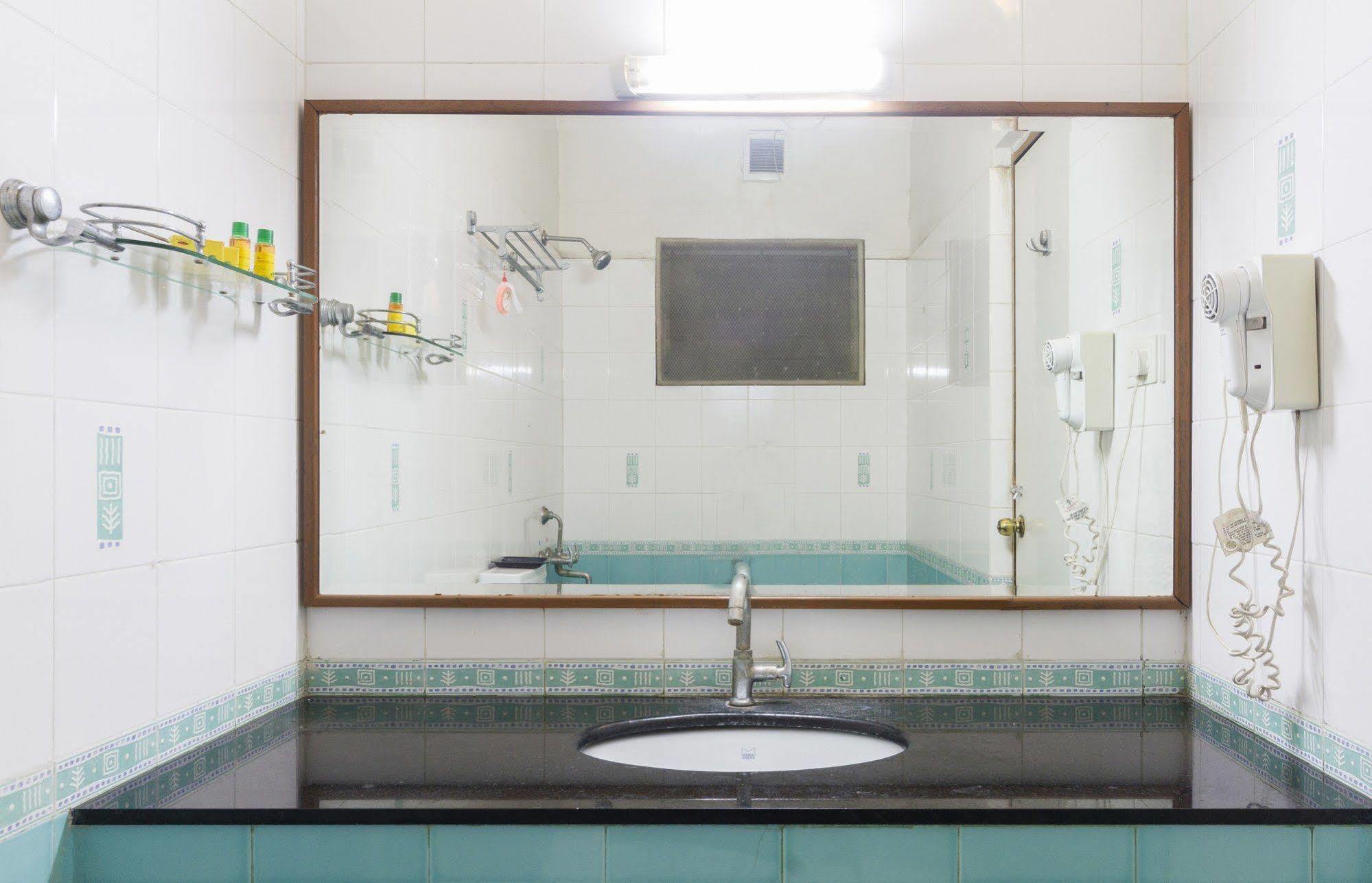 Capital O 66763 Blossoms Serviced Apartments Chennai Luaran gambar